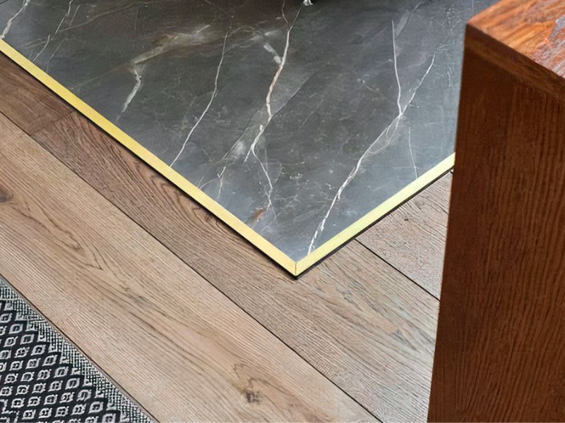 acabamento do perfil de transição piso laminado